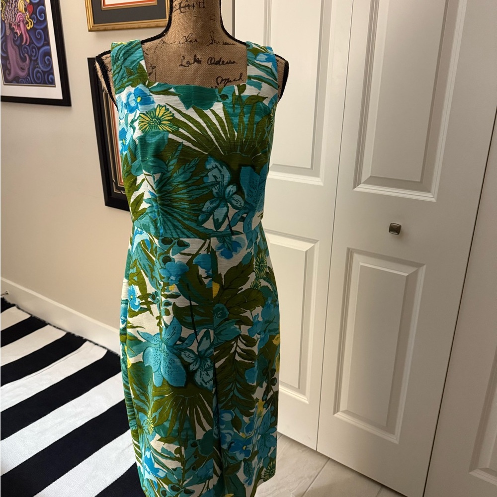 Talbots floral and fauna midi shift dress